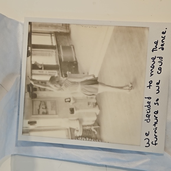 TSWIFT 1989 album polaroids + CD - Picture 12 of 15